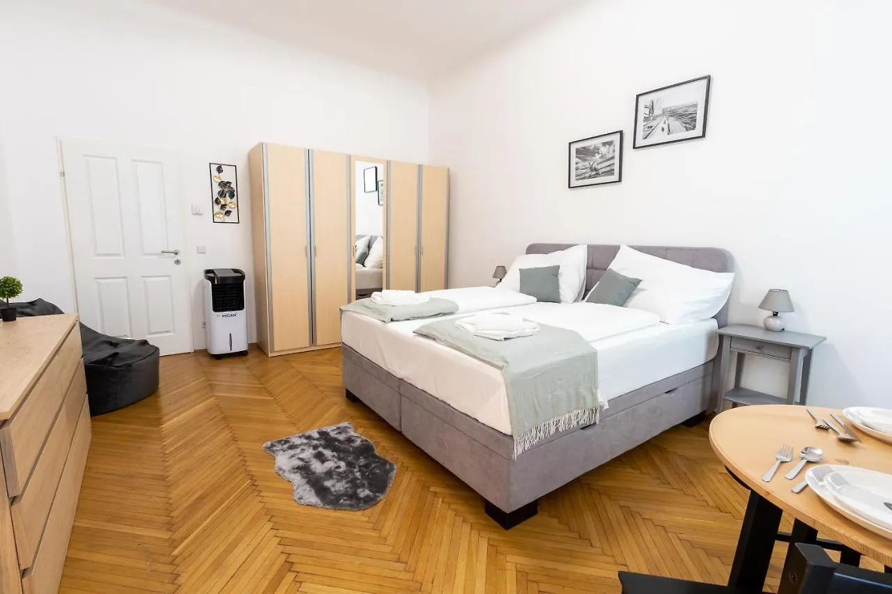The Place, In The 7Th District Of Vienna Appartamento