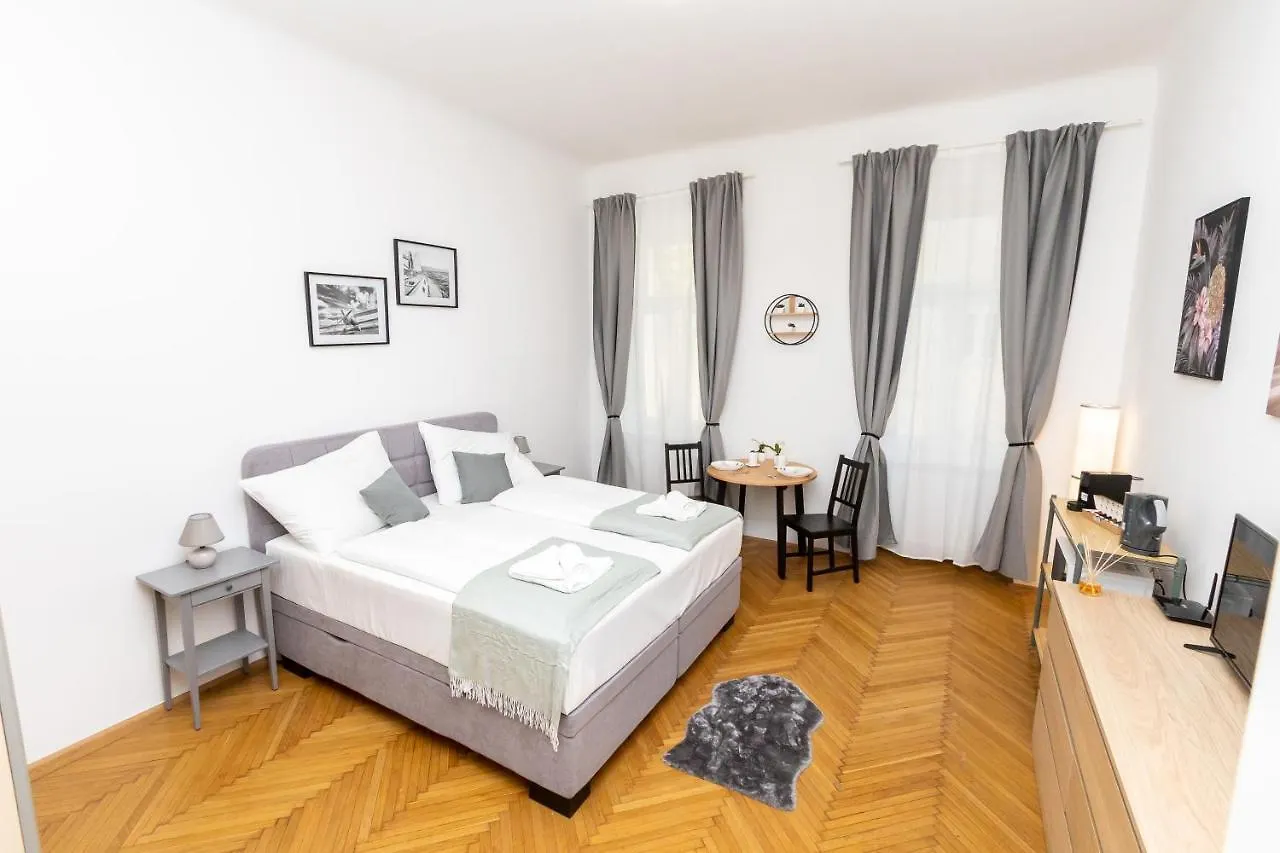 The Place, In The 7Th District Of Viena 0*,